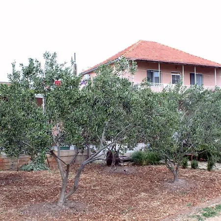 Apartments With A Parking Space Pirovac, Sibenik - 6278 Pirovac