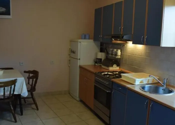 Apartment Apartments With A Parking Space Pirovac, Sibenik - 6278 Pirovac